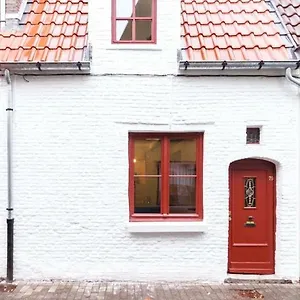 Holiday home Romantic 16th Century Workers House, Ghent